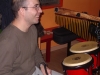 Paco, bong�s, percussions i viol�